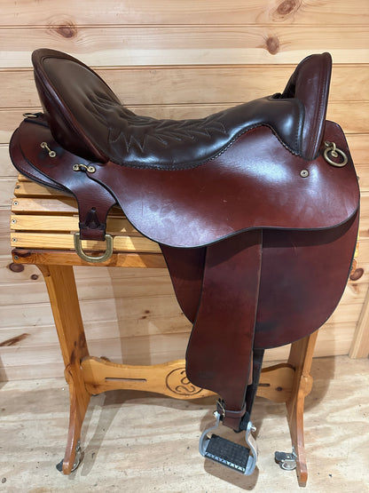 17.5” Tucker River Plantation Endurance Trail Saddle Model 146