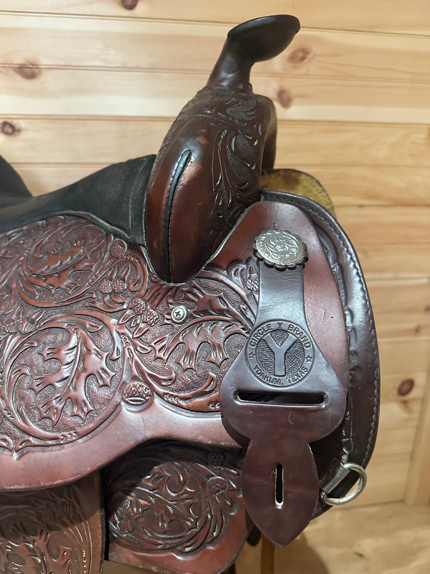 16” Circle Y Western Show Saddle Model 3960