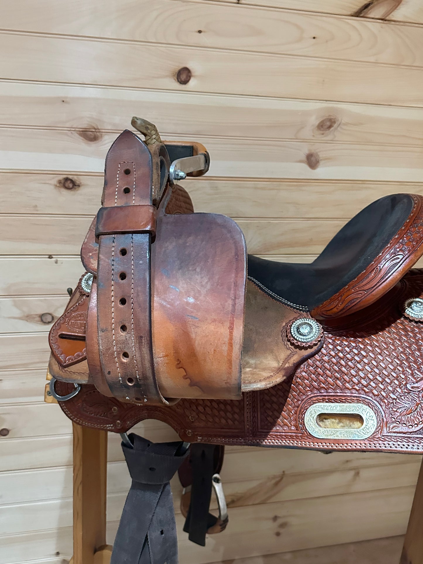 14.5” McKinneys Pro Series Barrel Racing Western Saddle