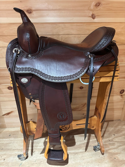 17” Circle Y Flagstaff Flex-Lite Western Trail Saddle Model 1571