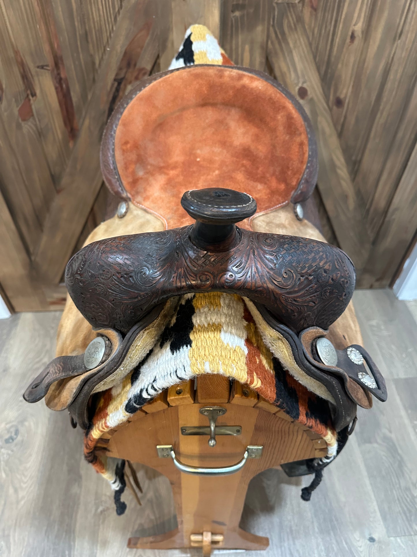 15” Circle Y NBHA Barrel Racing Saddle