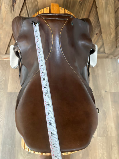 17.5” Stubben Siegfried C.S. Close contact/Jump Saddle