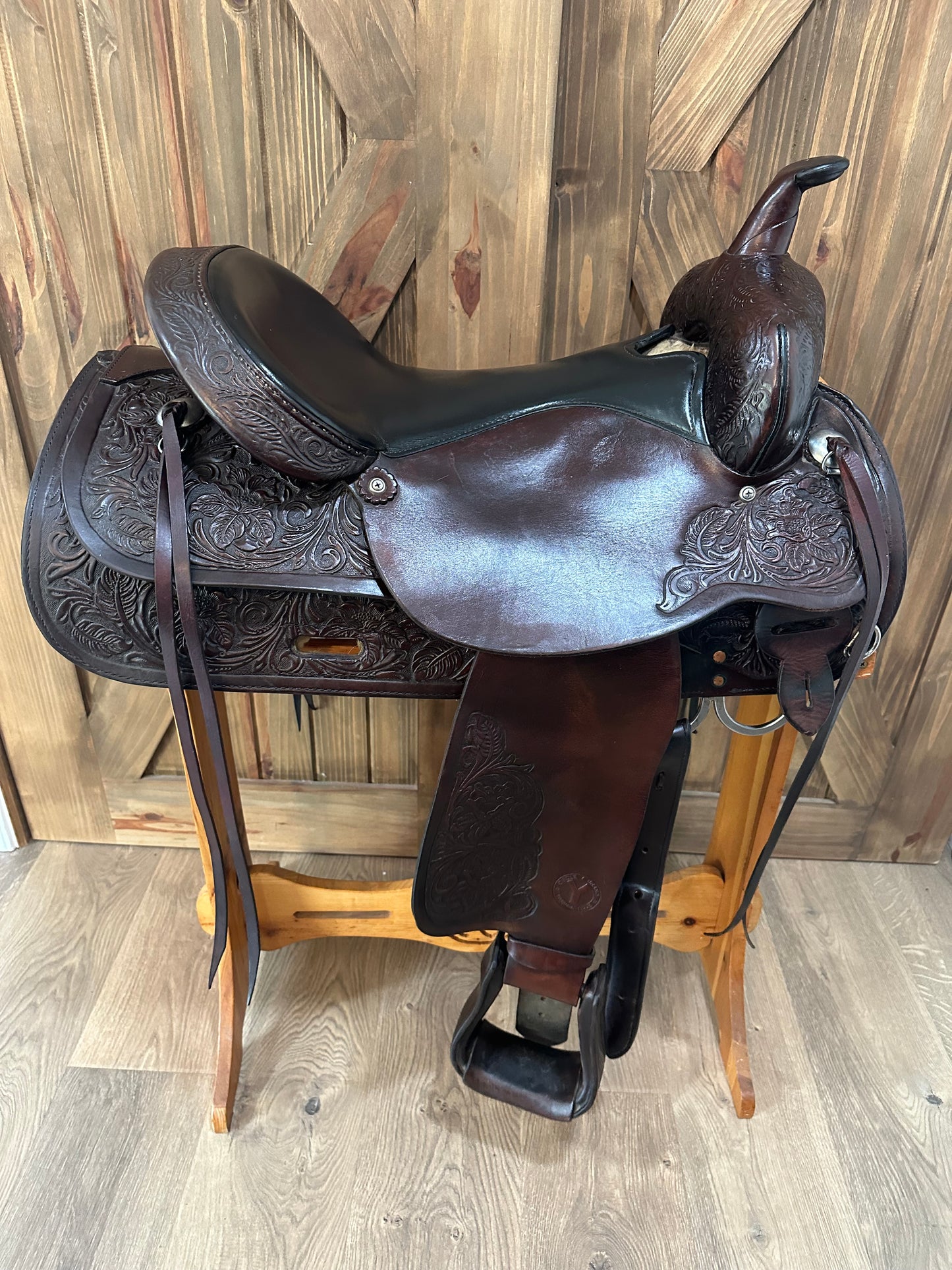 17” Circle Y Park & Trail Western Saddle