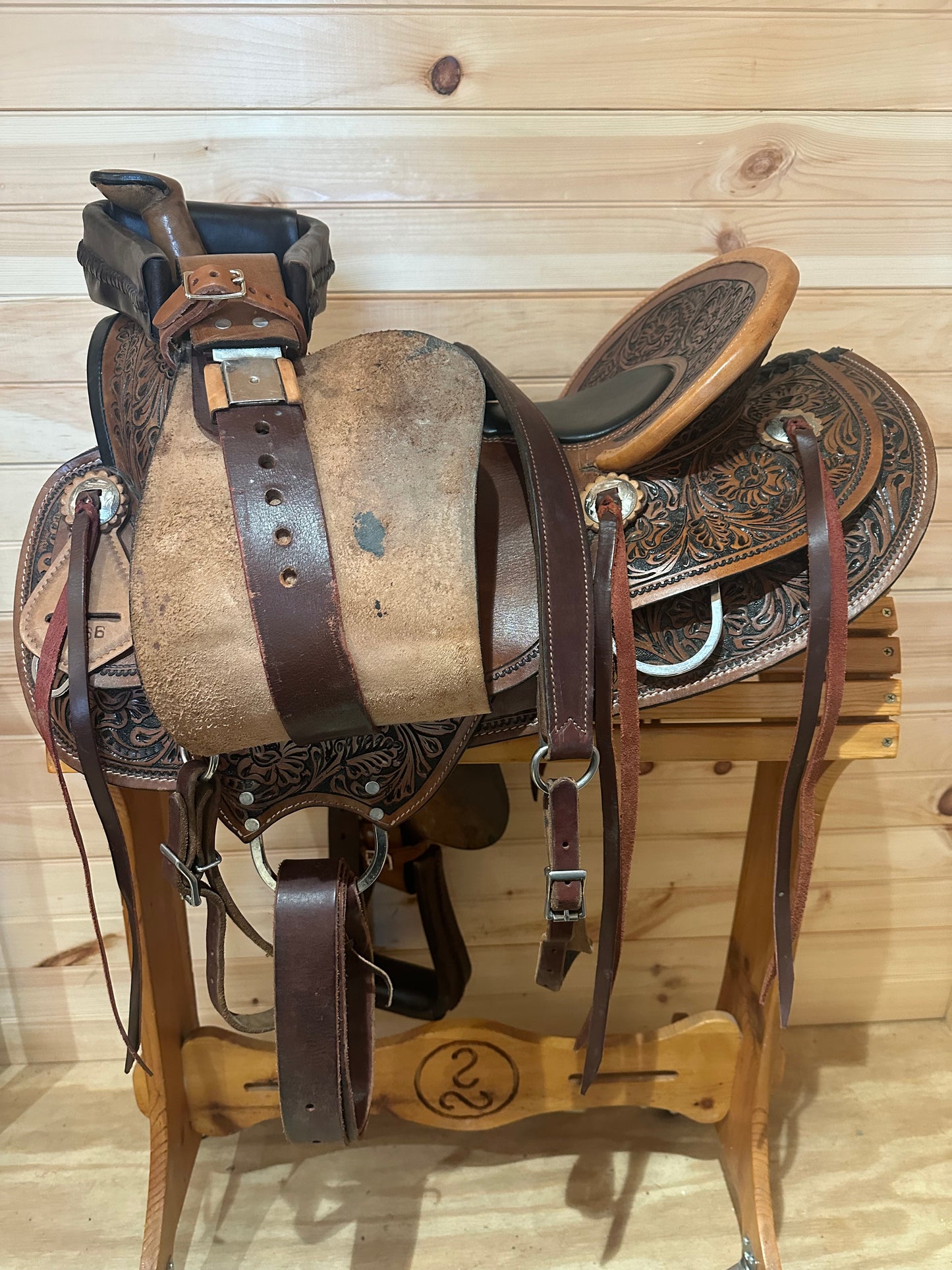 16” Hardseat Roper style Western Saddle Model 5266