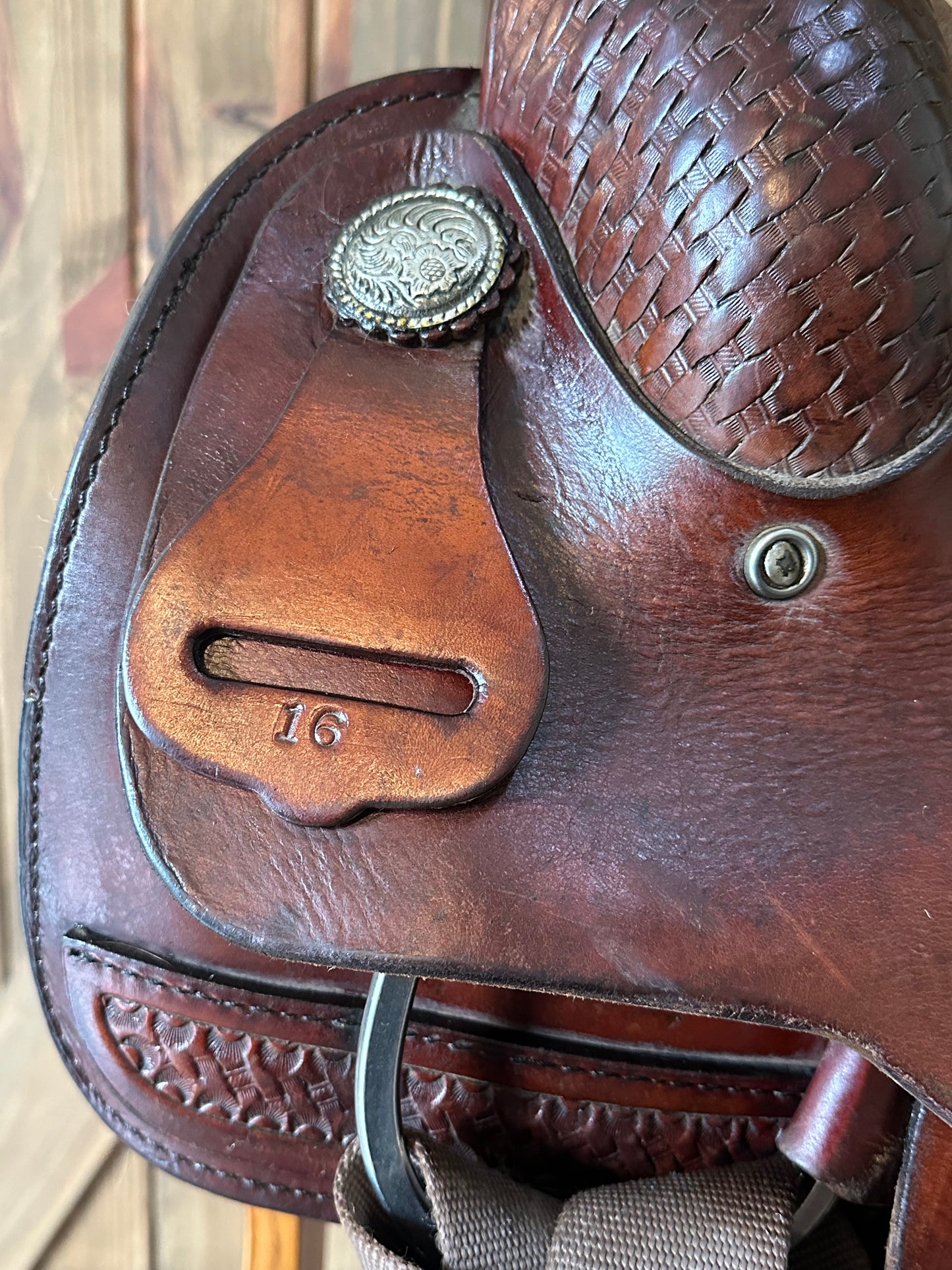 16” Tex Tan Hereford Roping Saddle