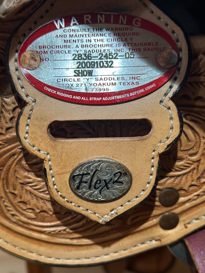 14.5” Circle Y Flex2 Silver Leaf Western Show Saddle Model 2836
