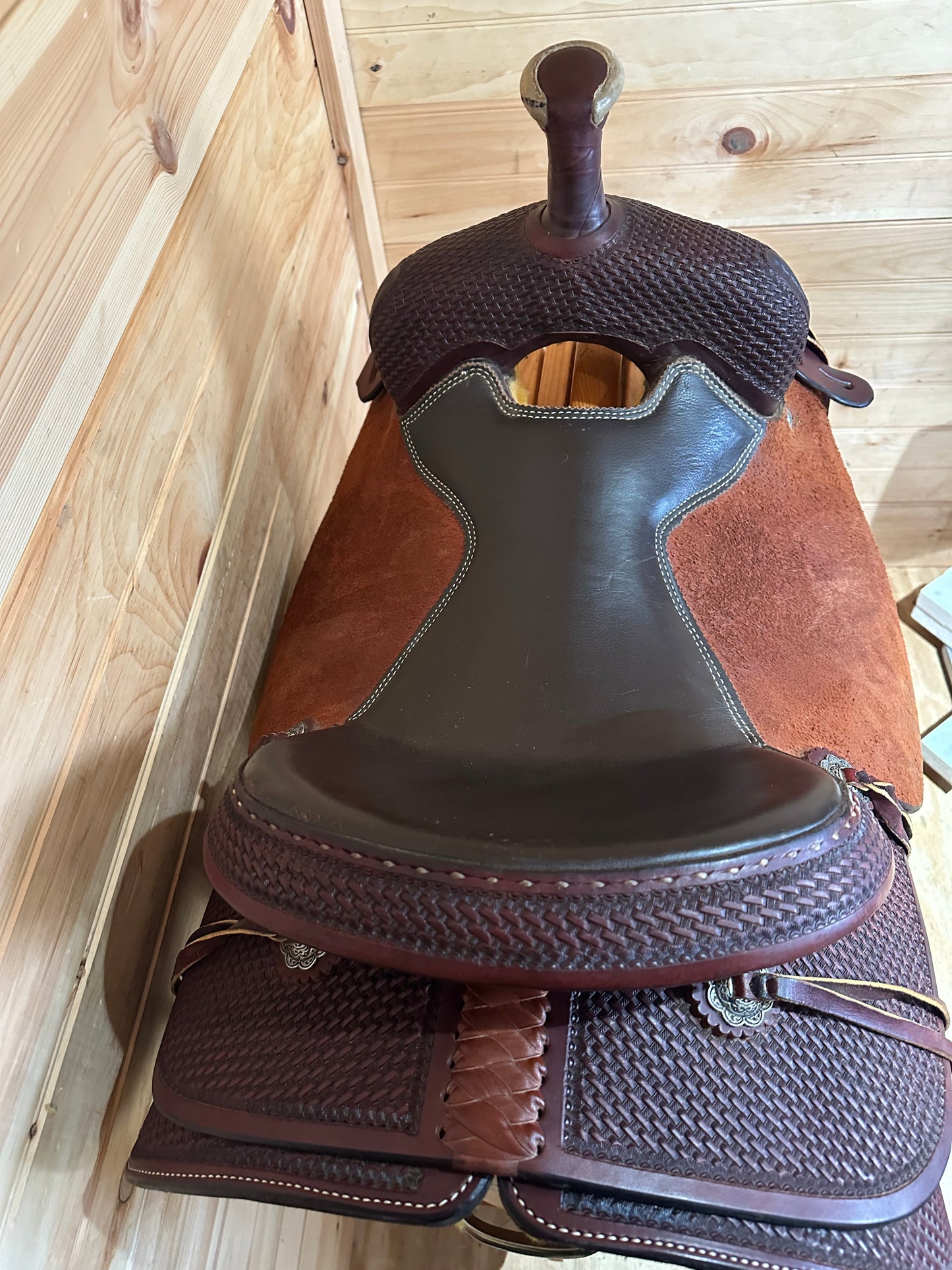 16” Diamond K Saddlery Ranch Roper Western Saddle