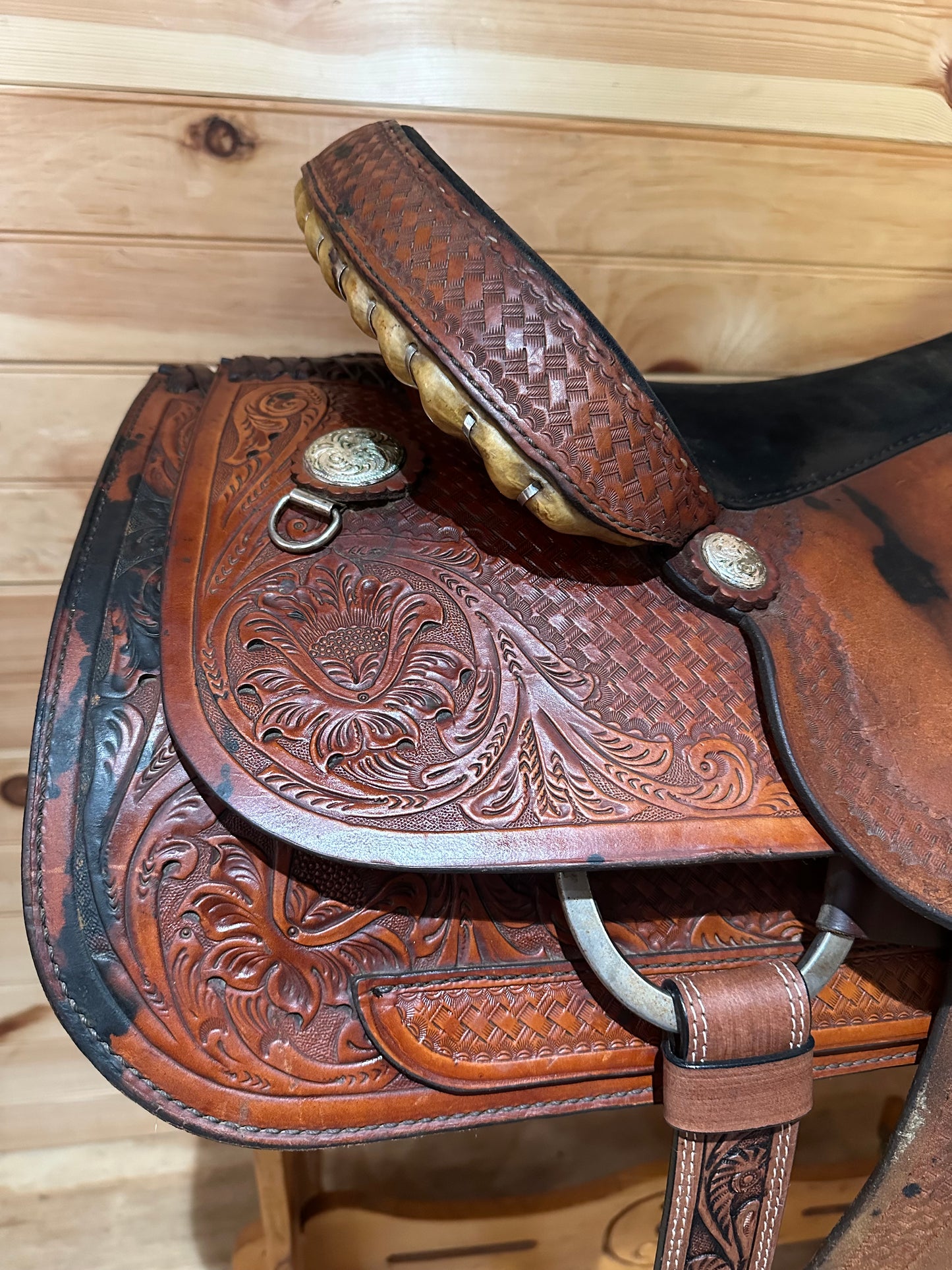 15.5” Tex Tan Hereford Team Roper Western Saddle