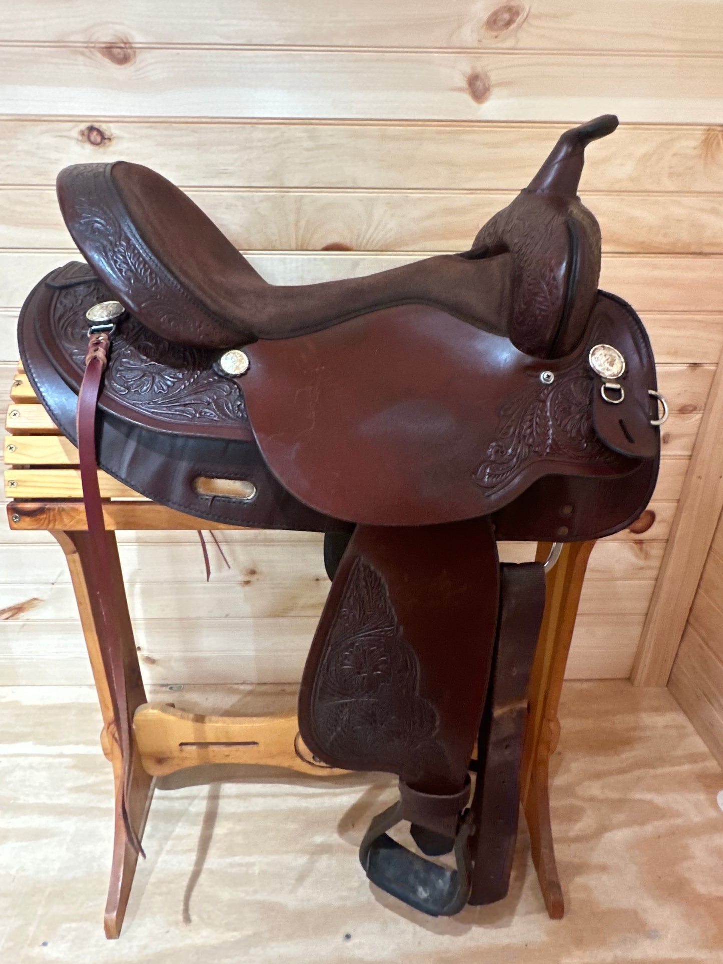 16” Circle Y High Horse Mineral Wells Western Trail Saddle Model 6813