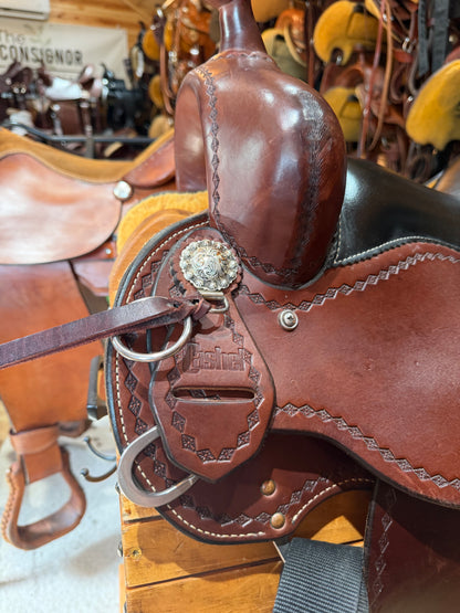 15” Cashel Round Skirt by Martin Saddlery Western Trail Saddle (2022)