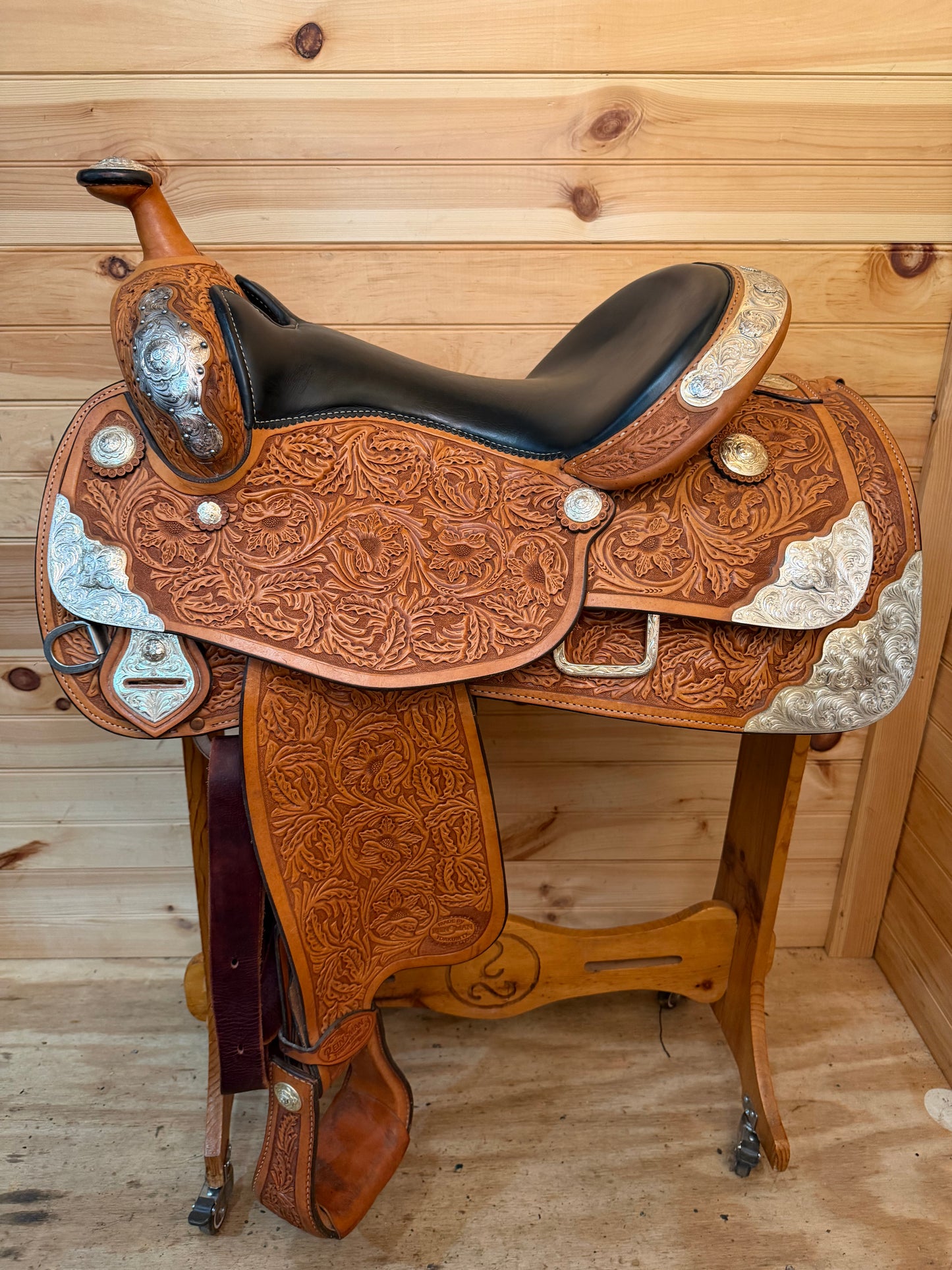 16” Reinsman Supreme Show Western Show Saddle Model 4586