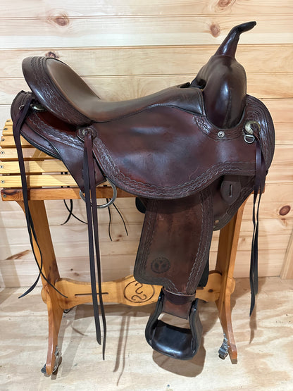 16” Circle Y Flagstaff Flex-Lite Western trail saddle Model 1571