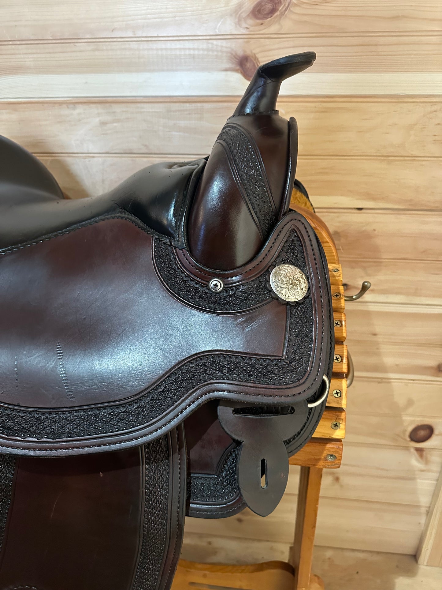 15” Circle Y Arabian Trail Saddle Model 2141