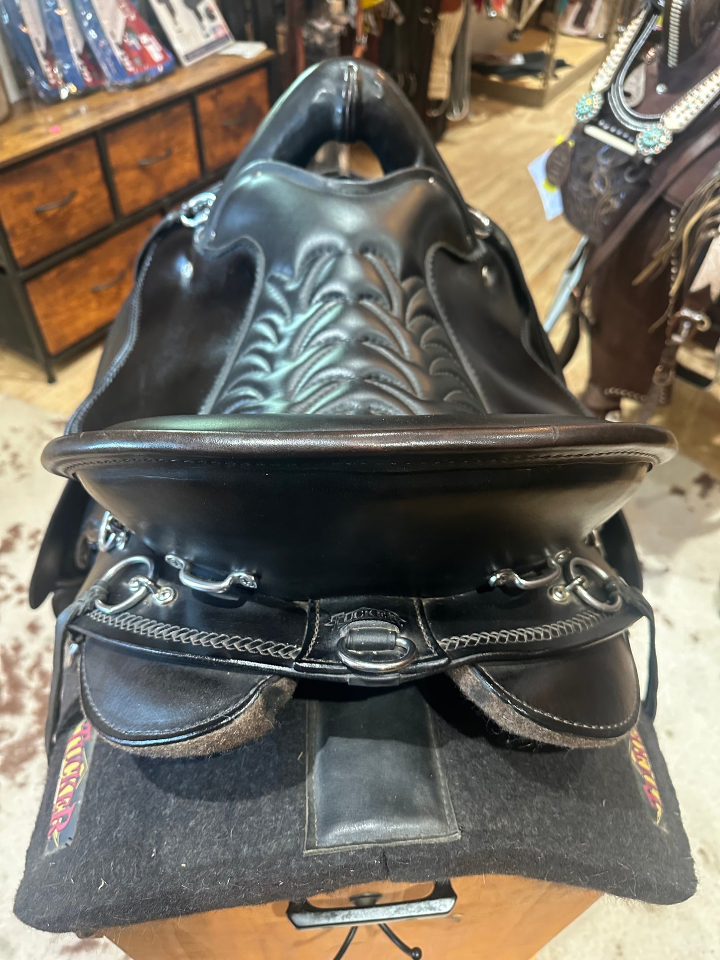 15.5” Tucker River Plantation Endurance Trail Saddle Model 146 (2016)