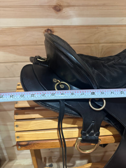 15.5” Tucker Endurance Trail Saddle Model 159