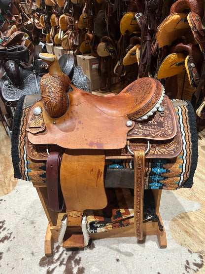 16.5” Court’s Western Roping Saddle Model 53037