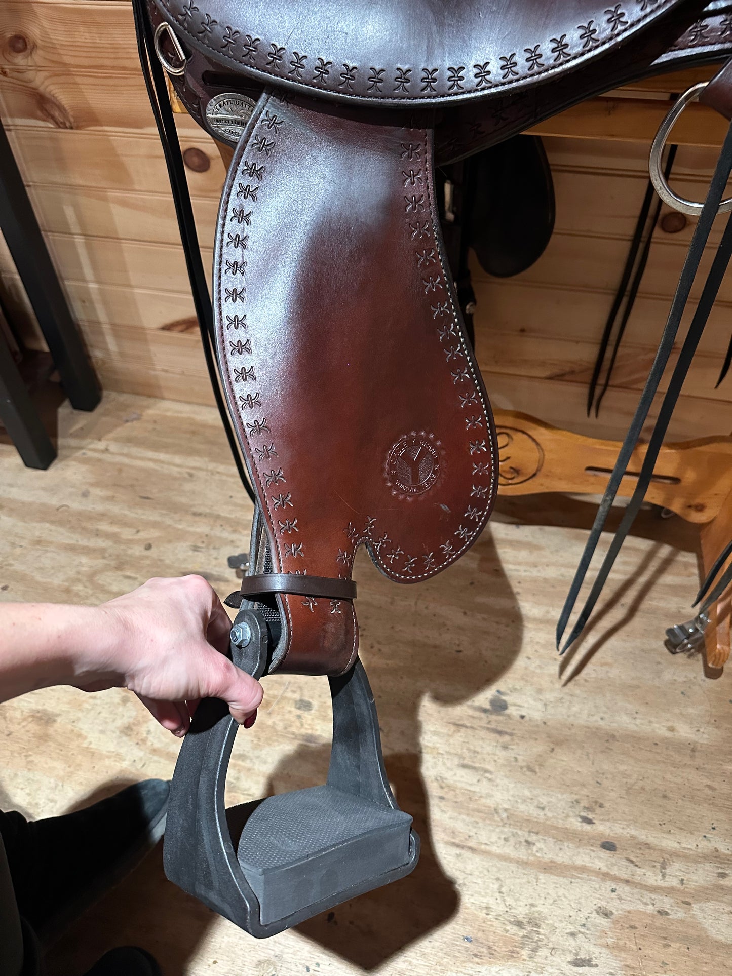 17” Circle Y Mississippi Trail Gaiter Western Gaited Saddle Model 1585