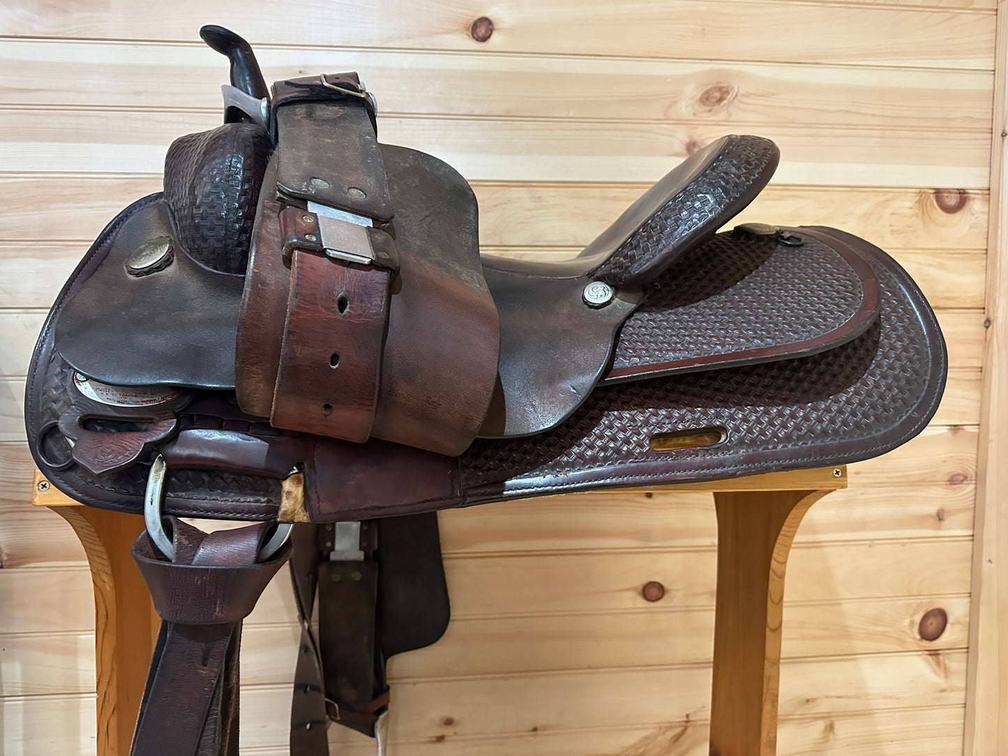 16” Circle Y Cutter Western Saddle Model 2239