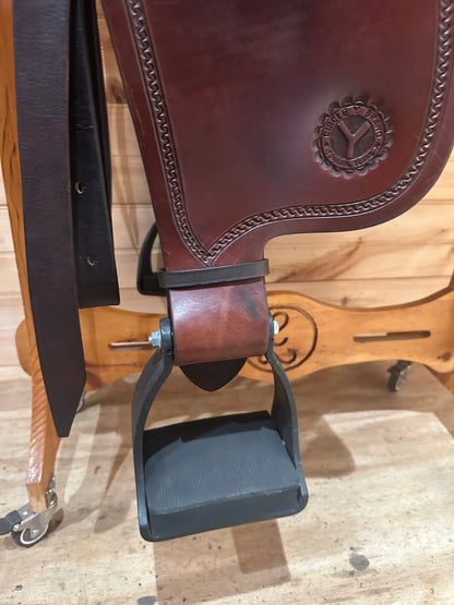 17” Circle Y Draft Western Trail Saddle Model 2177