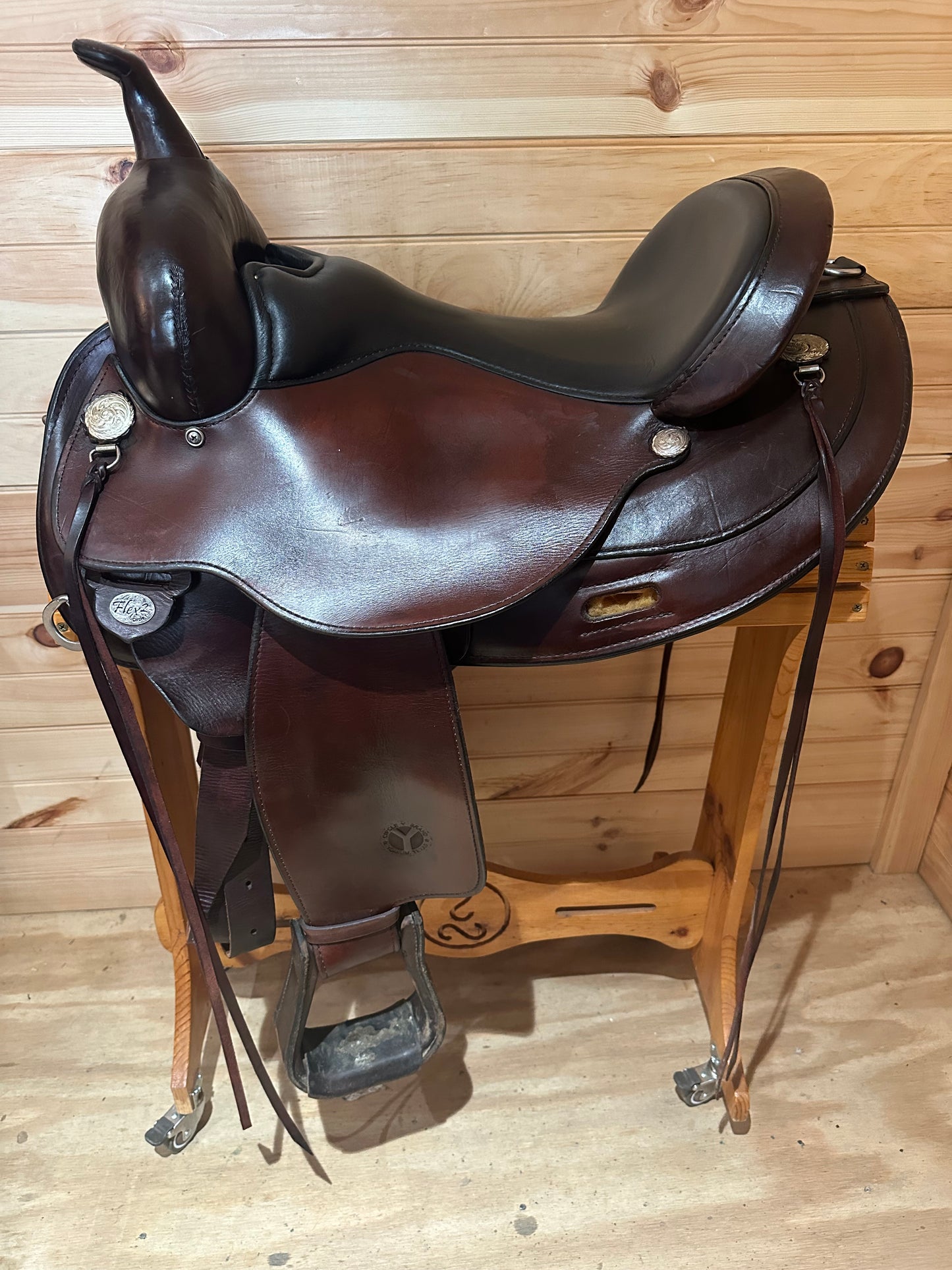 16” Circle Y Mojave Flex2 Western Trail Saddle Model 1561