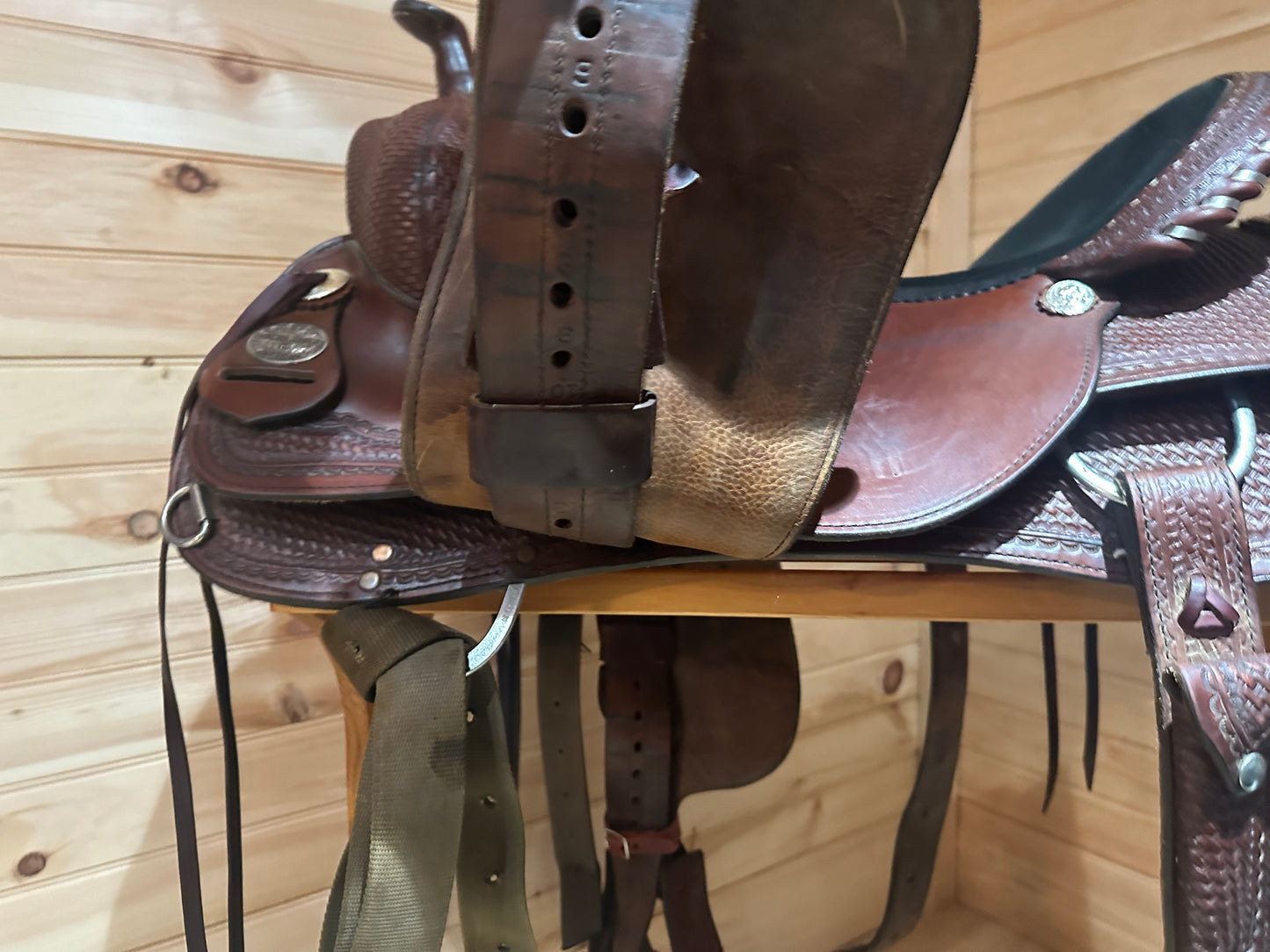 18” Circle Y Team Penner Western saddle model 1630