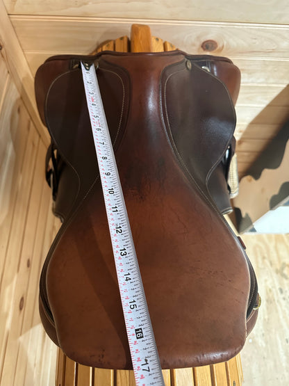 17” Ovation Close contact/Jumping Saddle