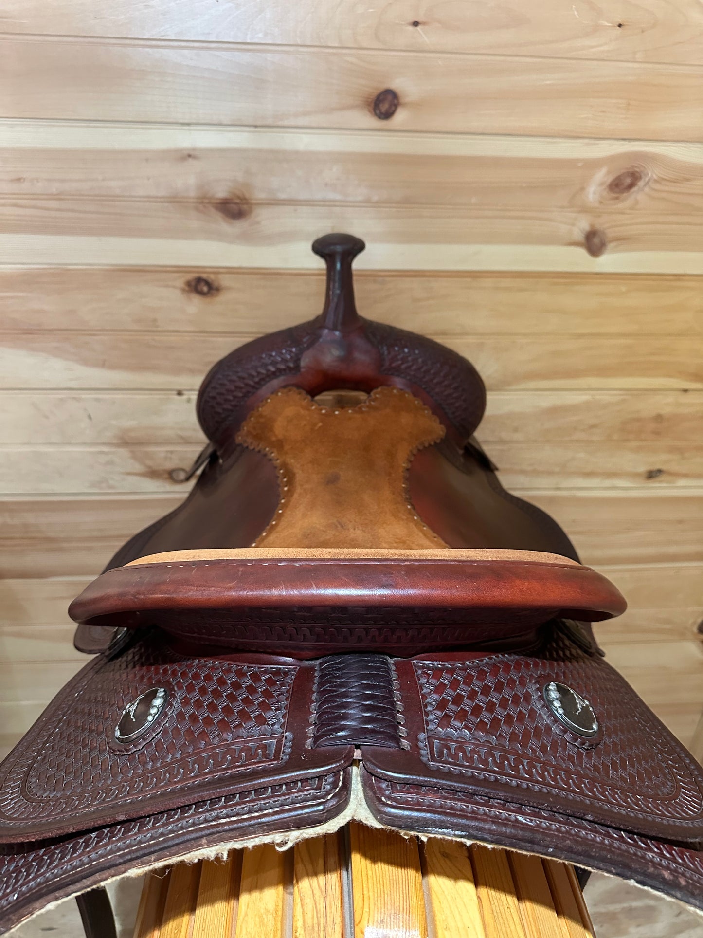 15.5” McCall Cowhorse Western Saddle Model 690 1203