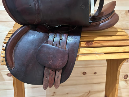 17” Ovation Close contact/Jumping Saddle