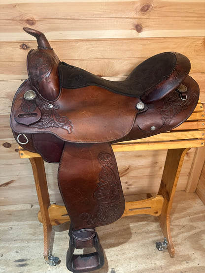 16” Circle Y Arabian Round Skirt Western Trail Saddle Model 2126