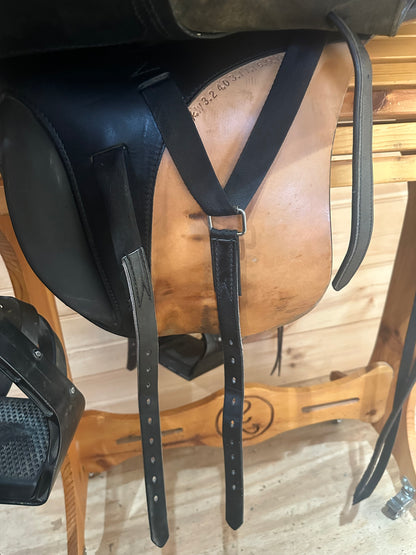 16.5” Parelli Hybrid Cruiser Endurance Saddle