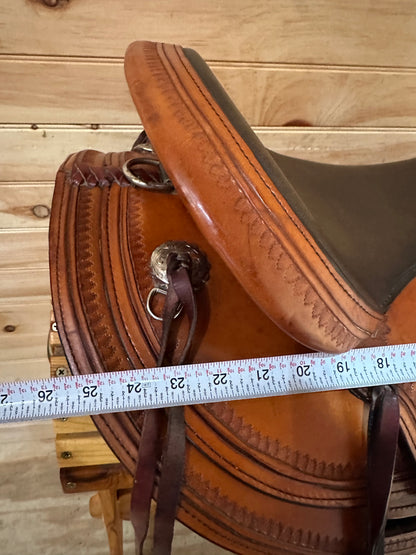 16” Circle Y Omaha Flex-Lite Round Skirt Western Trail Saddle Model 1554