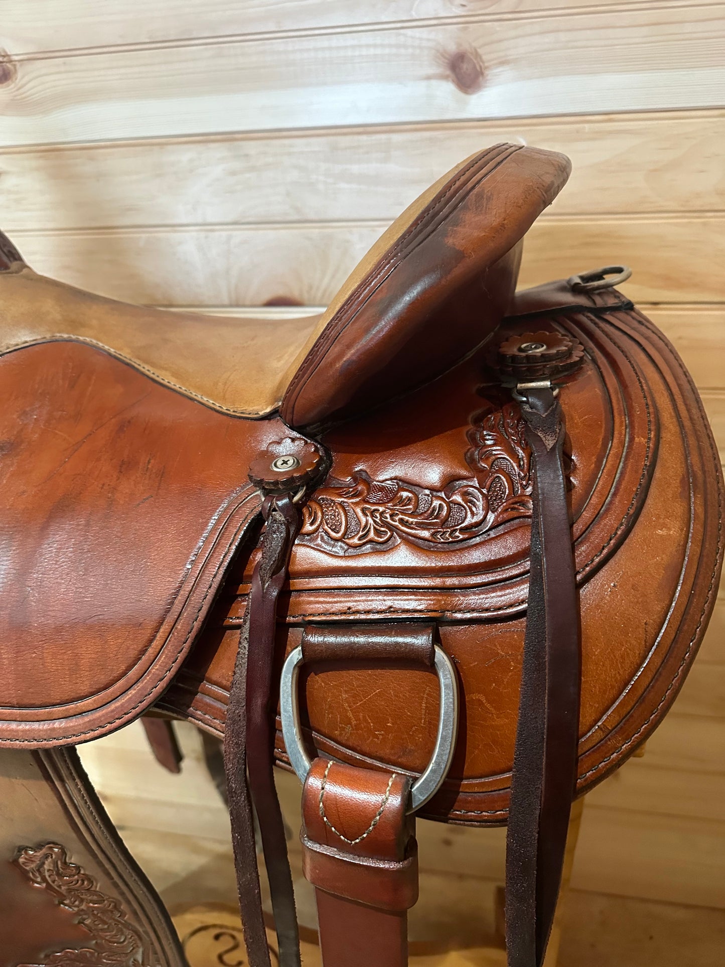 16” Tex Tan Tex-Flex Western Trail Saddle