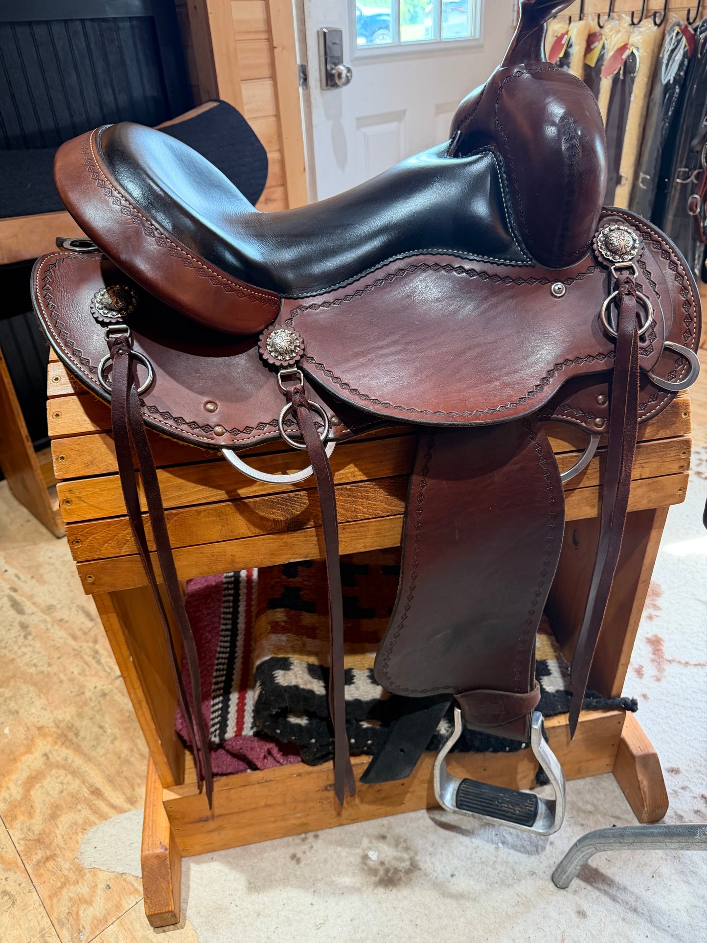 15” Cashel Round Skirt by Martin Saddlery Western Trail Saddle (2022)
