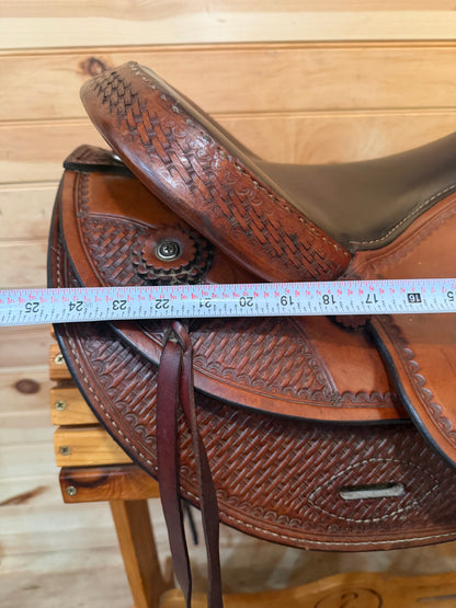 16.5” National Bridle Shop Tennessean Deluxe Western Saddle Model 2211