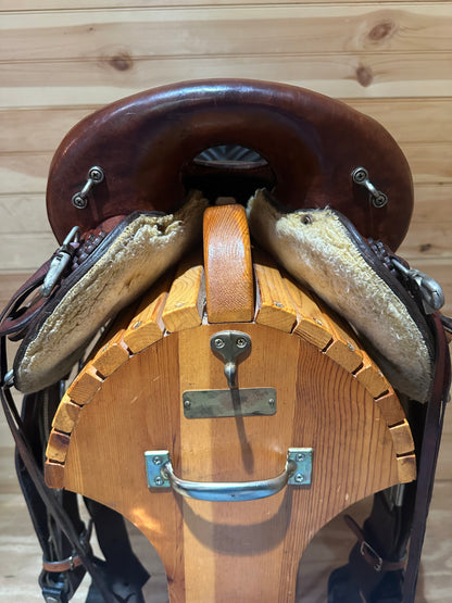 16” Big Horn Endurance Trail Saddle Model 801