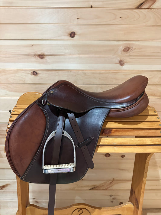 17” Ovation Close contact/Jumping Saddle