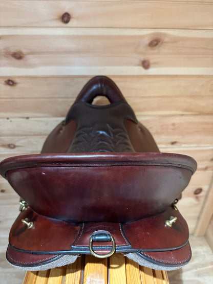 17.5” Tucker River Plantation Endurance Trail Saddle Model 146