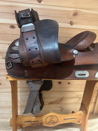 15” Crates Western Show Saddle Model 137