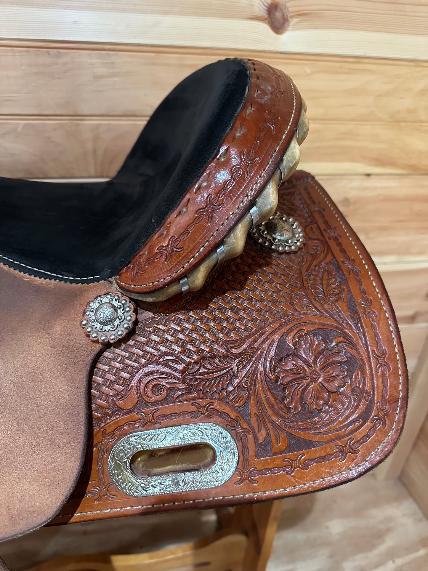 15” Hud Roberts HR Barrel Racing Western Saddle