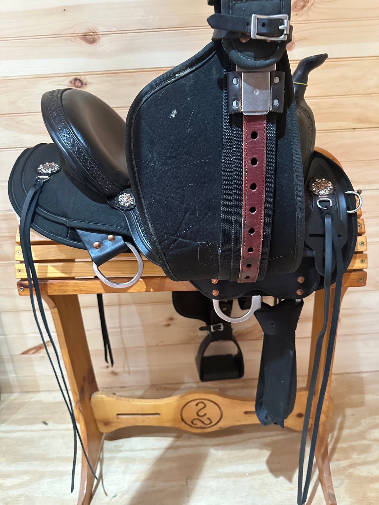 15” Circle Y High Horse Rosebud Cordura Western Trail Saddle Model 6918