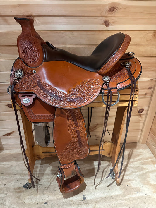 16” Circle Y Walnut Grove Flex2 A-fork Western Trail Saddle Model 1157