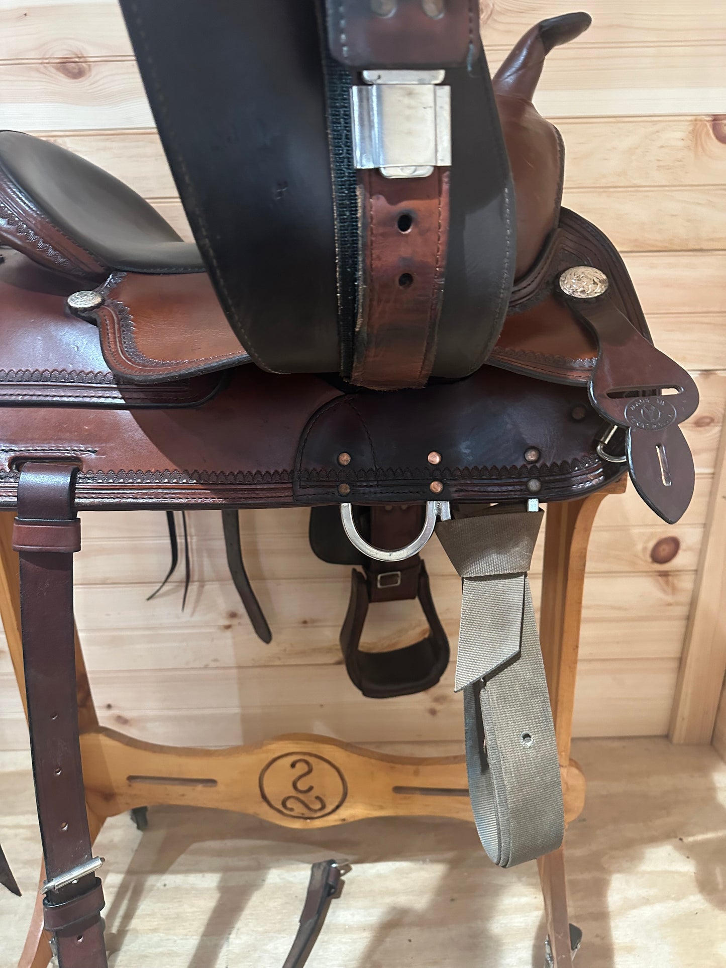 16” Circle Y Topeka Flex-Lite Western Trail Saddle Model 1551