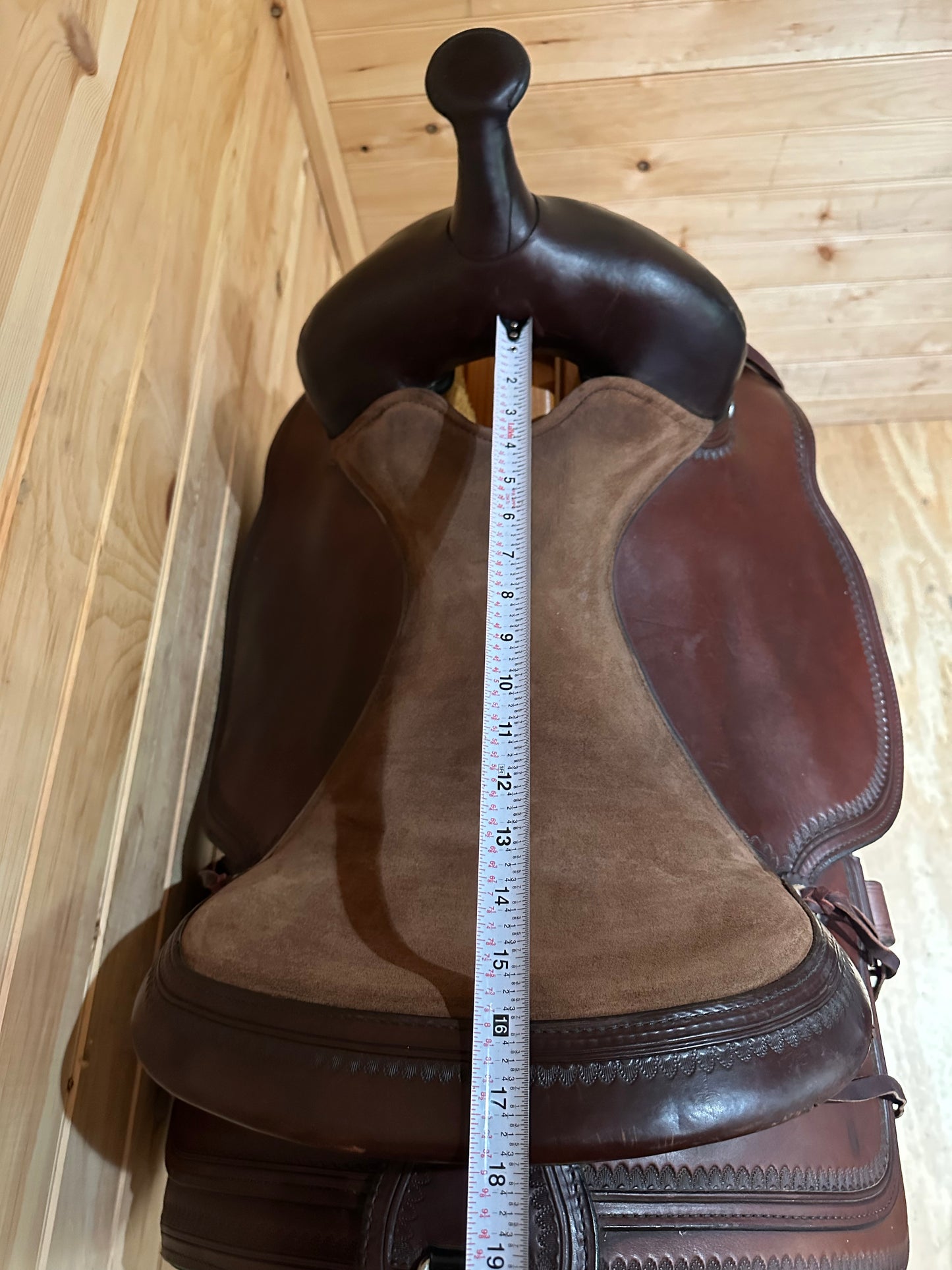 16” Circle Y Topeka Flex-Lite Western Trail Saddle Model 1651