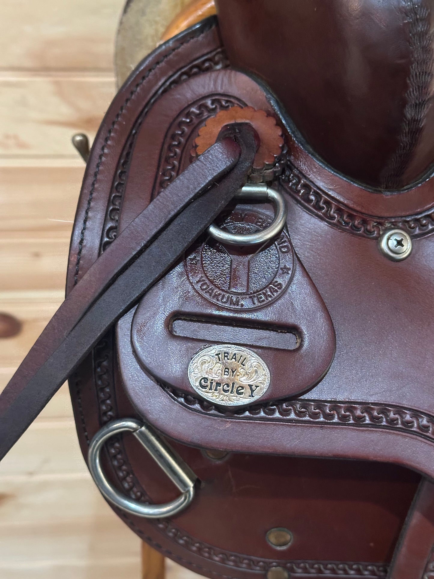 17” Circle Y Draft Western Trail Saddle Model 2177