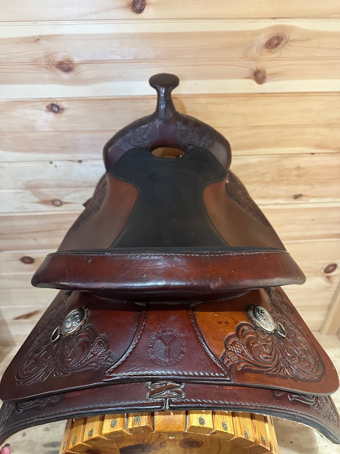 17” Circle Y Park & Trail Western Saddle Model 3825