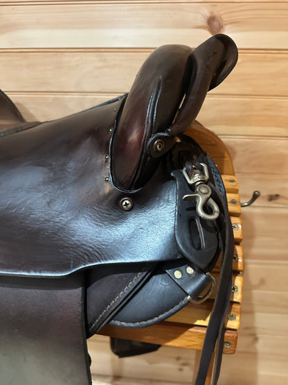 16.5” Circle A American Saddlery Endurance Trail Saddle Model 802