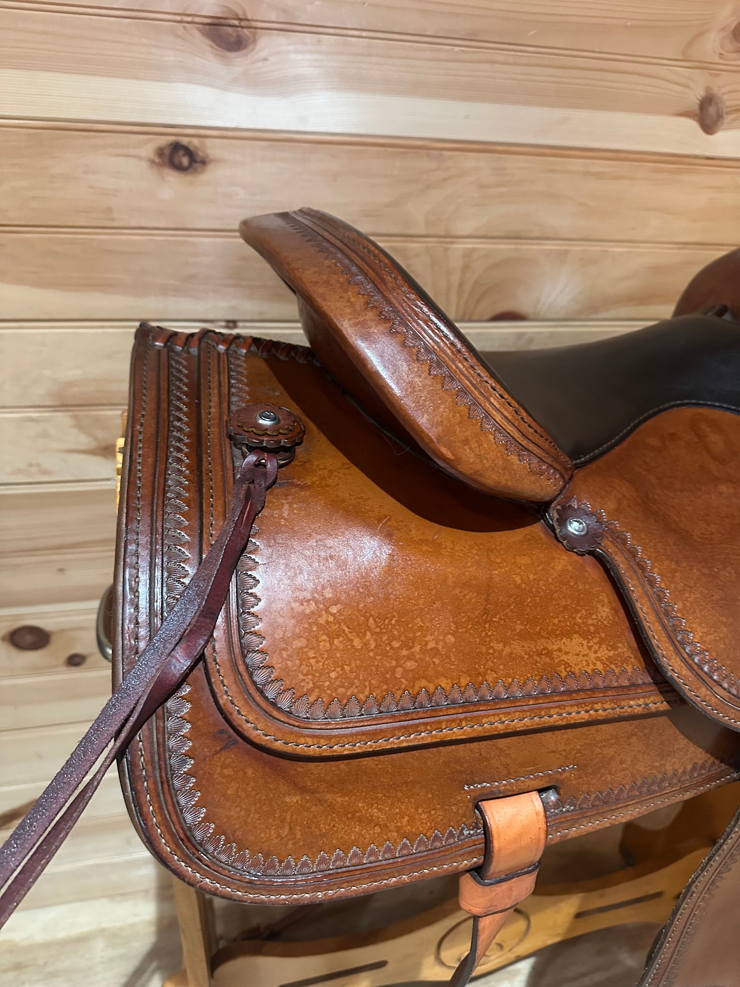 15” Circle Y Topeka Flex-Lite Western Trail Saddle Model 1551