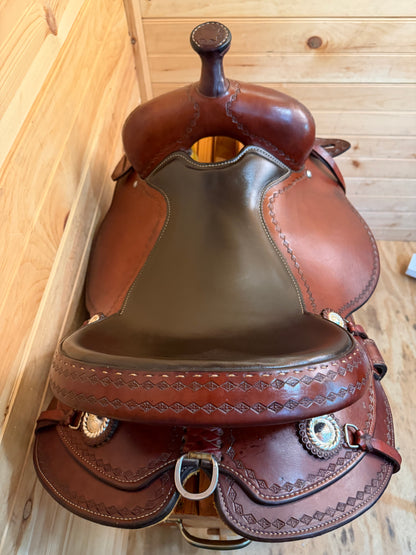 16” Cashel Round Skirt by Martin Saddlery Western Trail Saddle