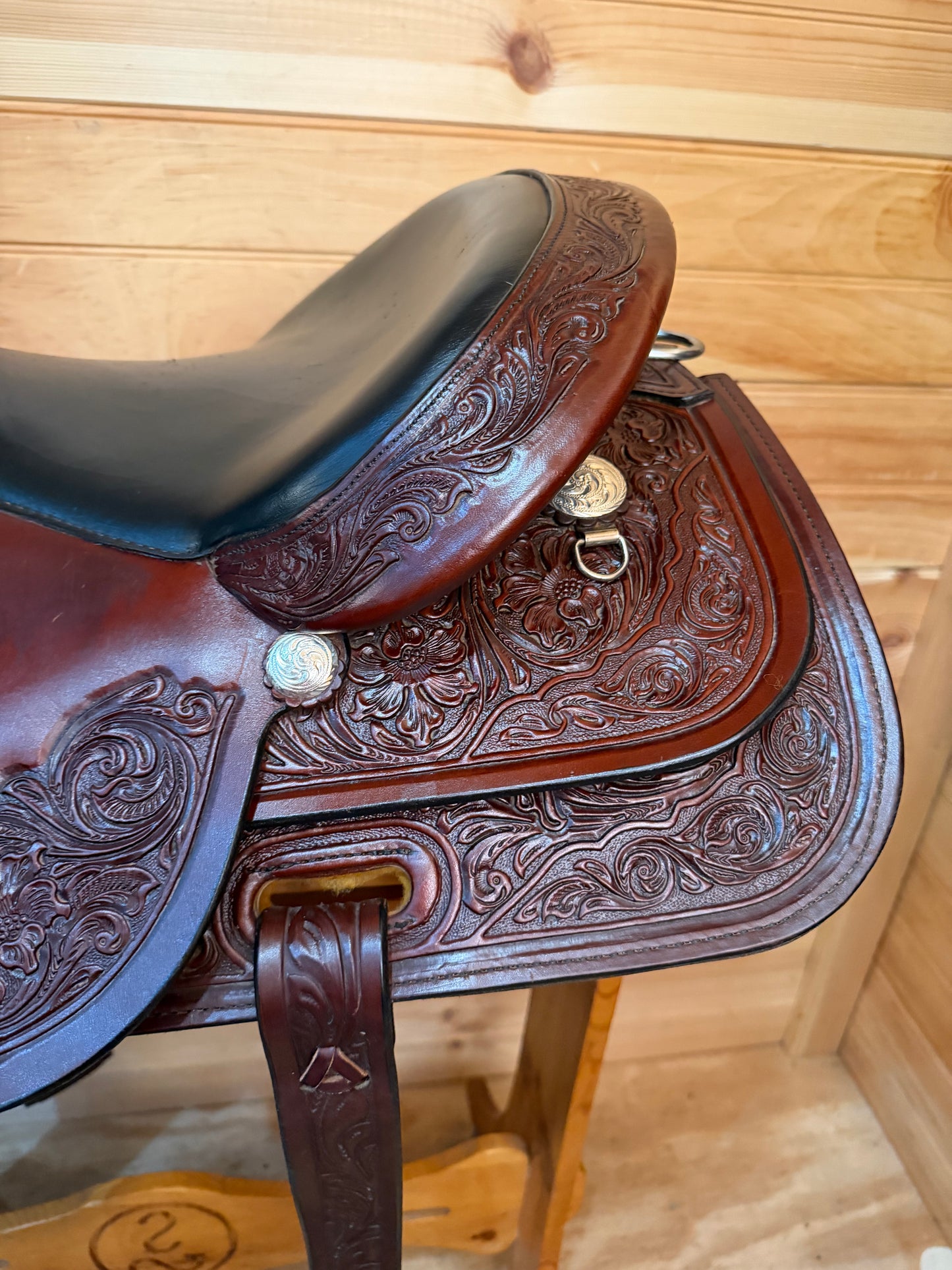 18” Circle Y Houston Western Trail Saddle Model 2610