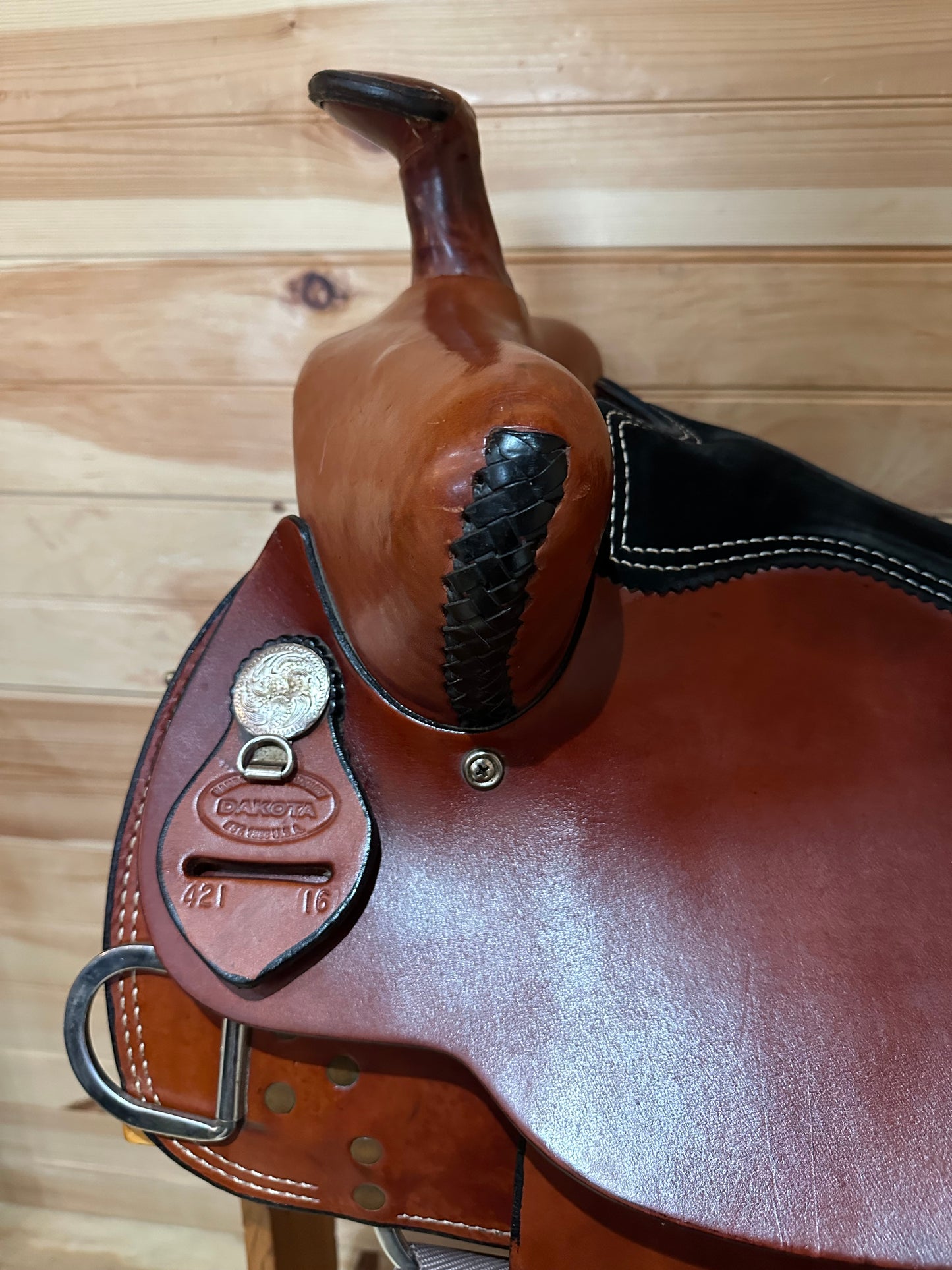 16” Dakota Sweptback Trainer Western Work Saddle Model 421